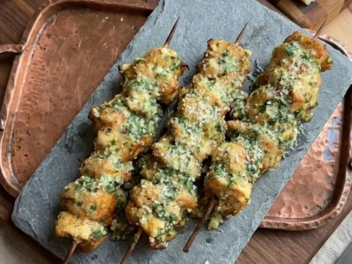 Garlic Butter Chicken Skewers